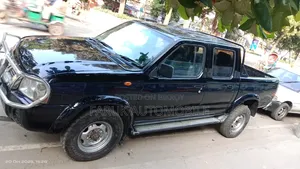 Nissan Navara 2001 Black