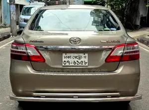 Toyota Premio 2014 Brown