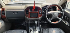 Mitsubishi Pajero 2003 Silver