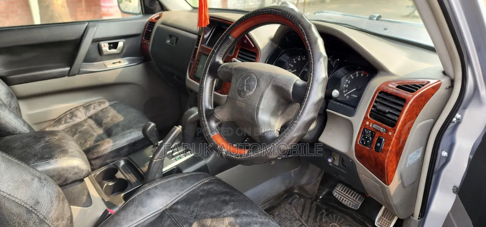Mitsubishi Pajero 2003 Silver