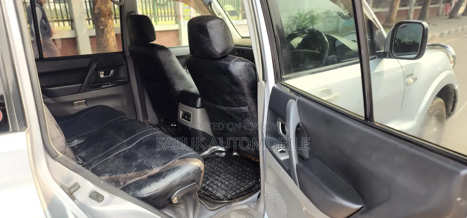 Mitsubishi Pajero 2003 Silver