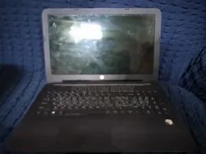 Laptop HP 15 4GB Intel Core I3 HDD 1T