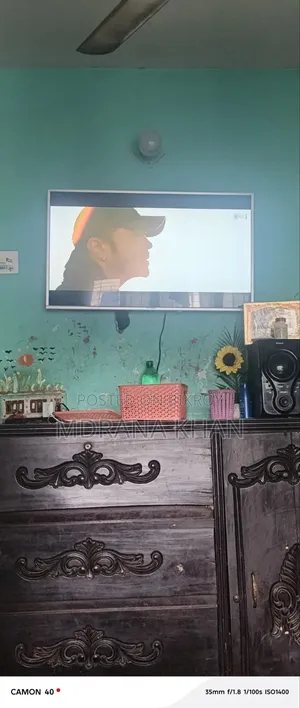 টিভি ৪৩ ইঞ্চি স্মার্ট