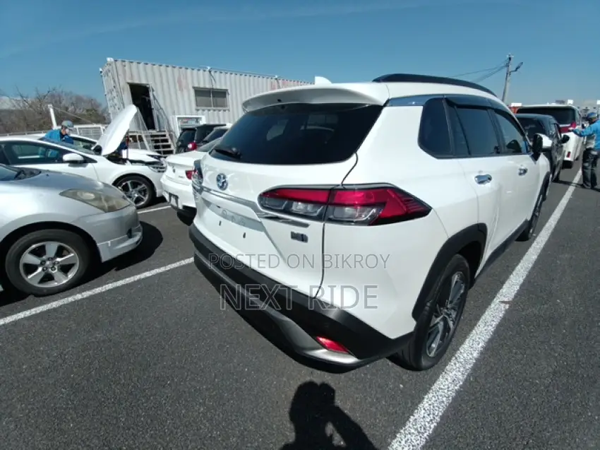 Toyota Corolla Cross 1.8 Hybrid FWD 2022 Pearl