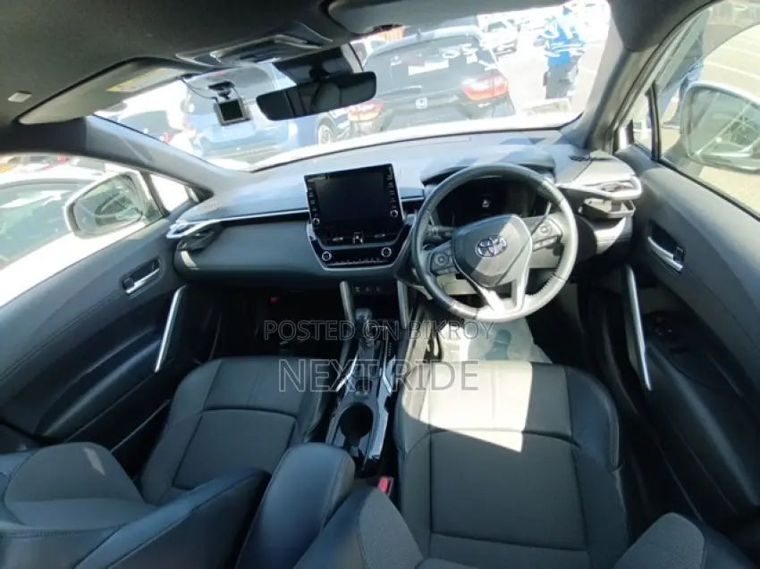 Toyota Corolla Cross 1.8 Hybrid FWD 2022 Pearl