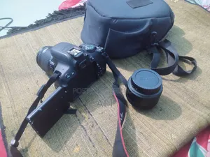 Canon 700d With 18-55 Mm Lense