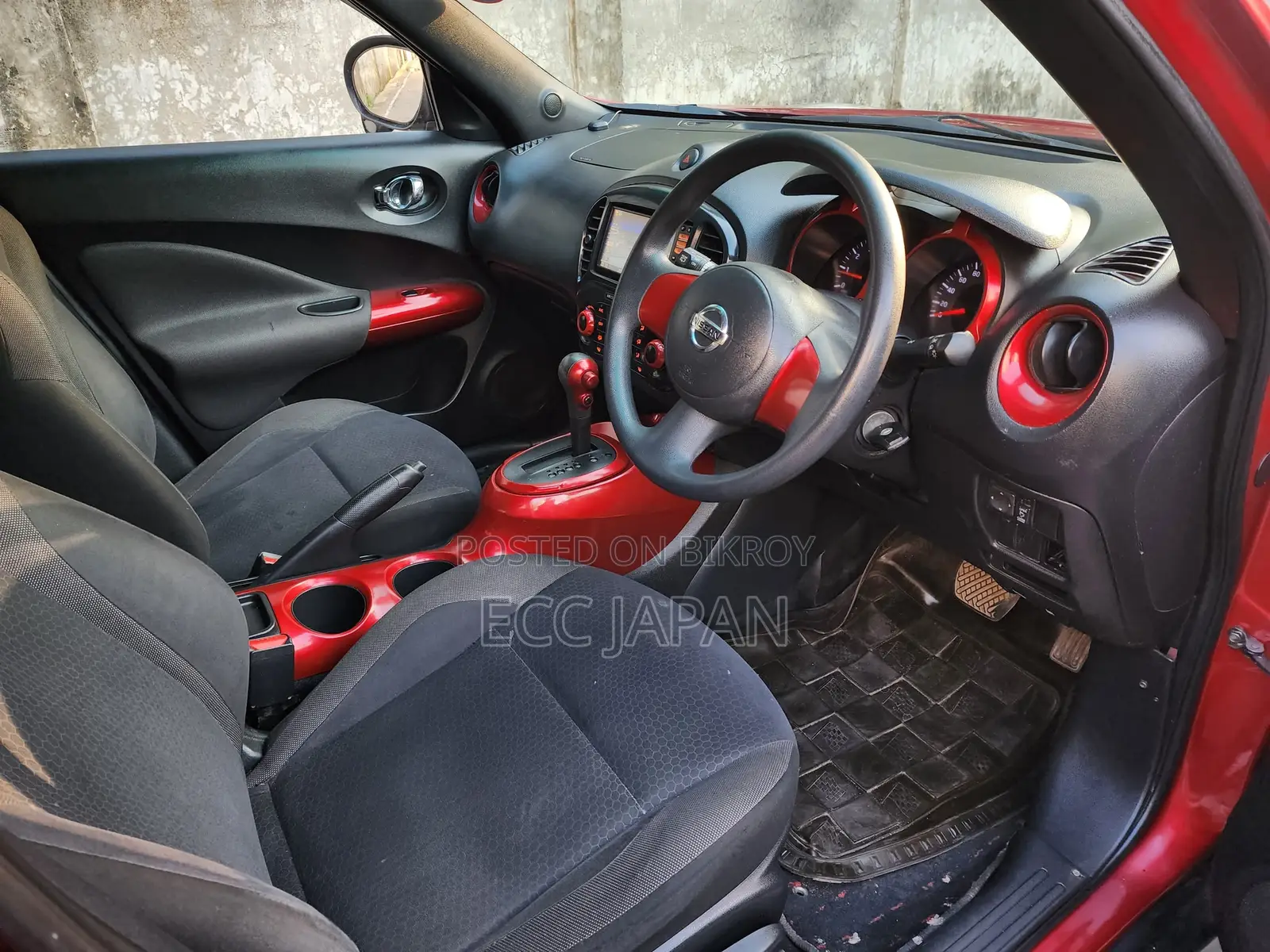Nissan Juke S 2012 Red