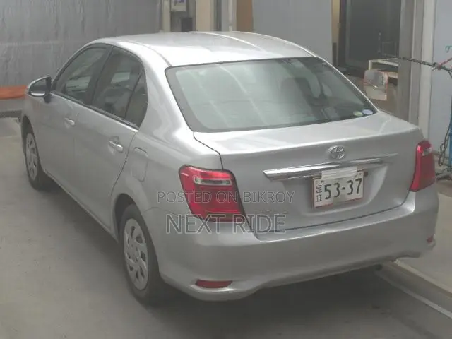 Toyota Axio 2020 Silver