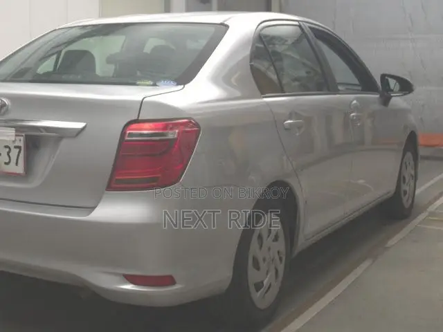 Toyota Axio 2020 Silver