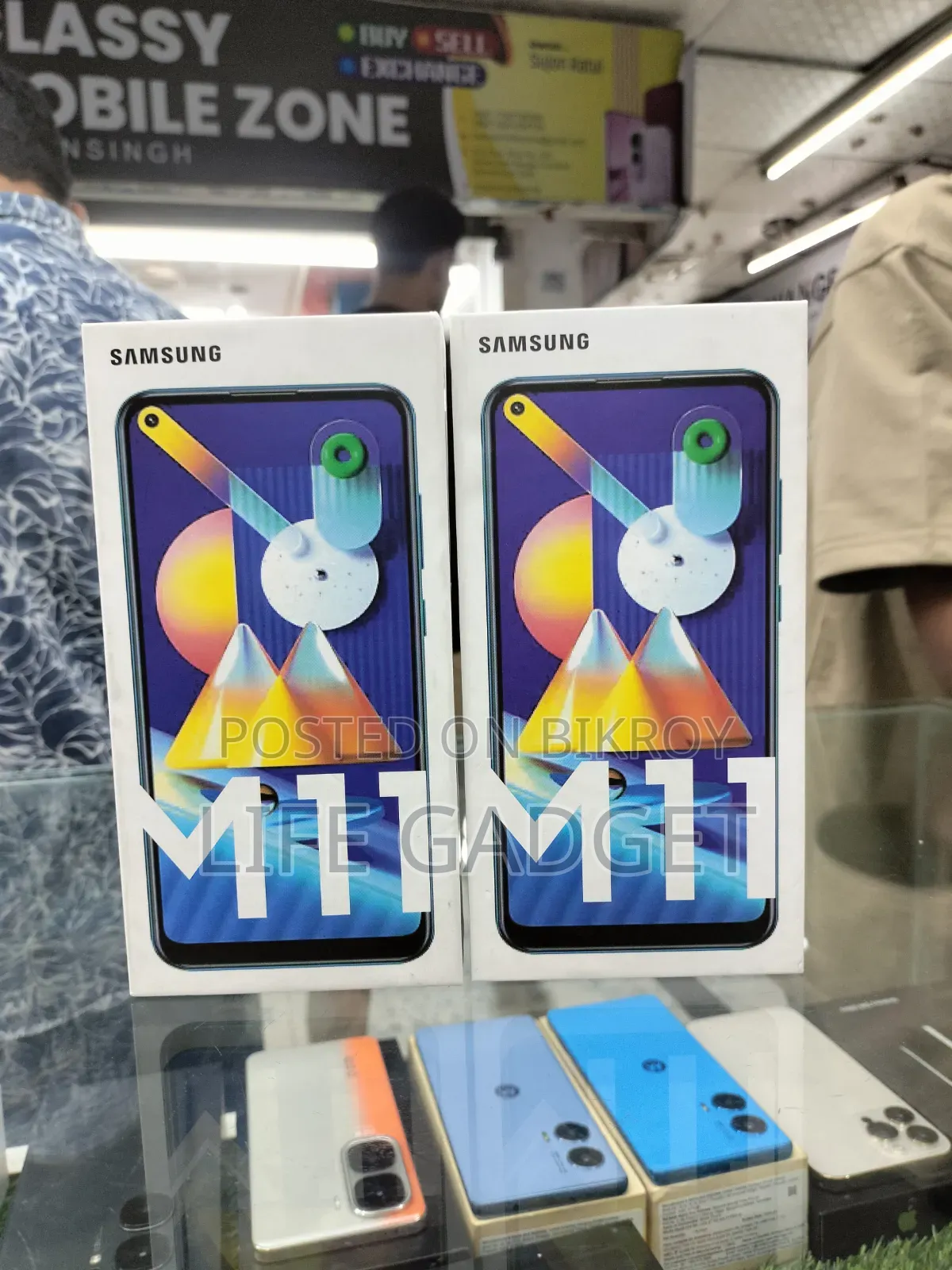 New Samsung Galaxy M11 32 GB Black