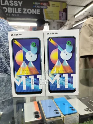 New Samsung Galaxy M11 32 GB Black