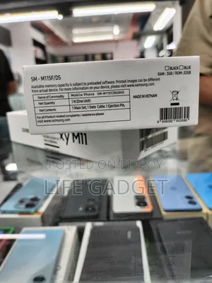 New Samsung Galaxy M11 32 GB Black