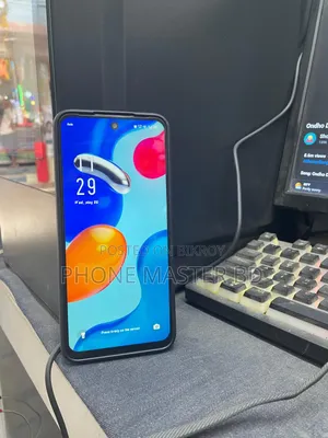 Infinix Hot 50i 128 GB Black