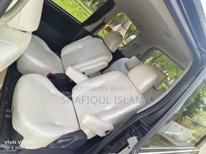 Toyota Noah 2.0 143hp AWD (7 Seater) 2010 Matt Black
