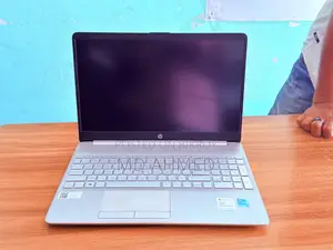 Laptop HP 15 4GB Intel Core I3 HDD 1T