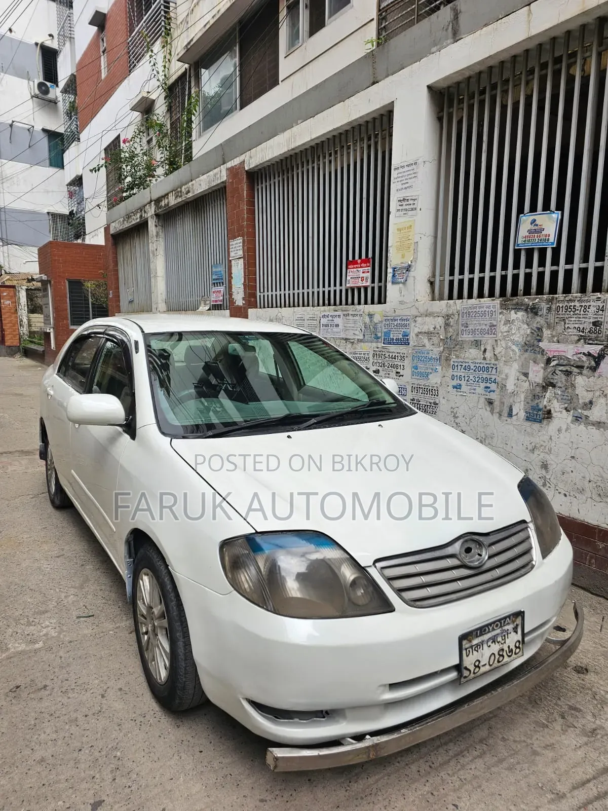 Toyota Corolla Sedan 2001 White