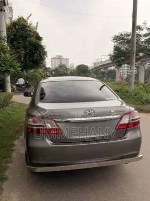 Toyota Premio 2012 Silver