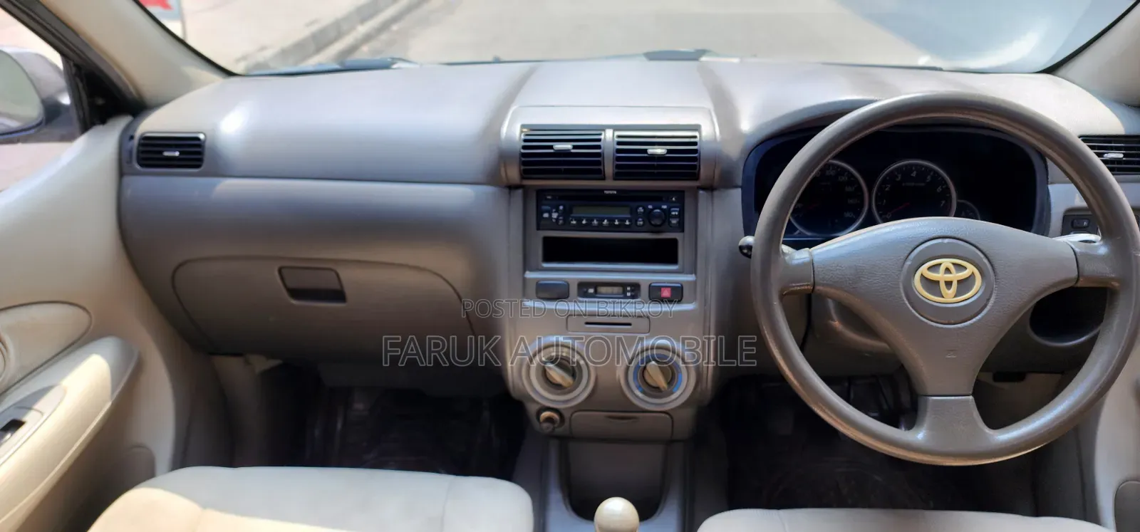 Toyota Avanza 2010 Black