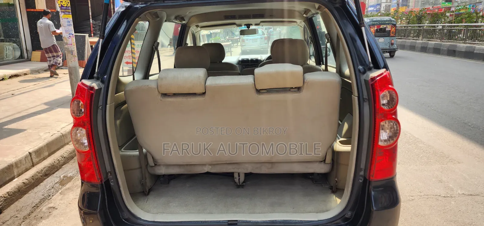 Toyota Avanza 2010 Black