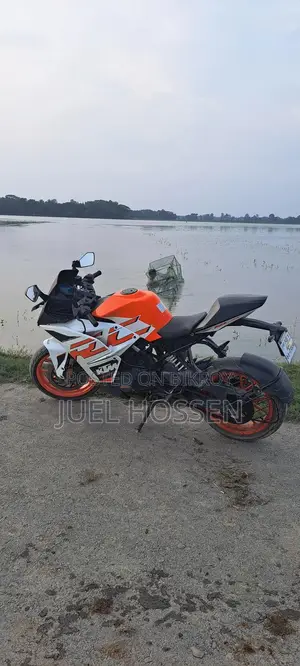 KTM RC 125 2020 White