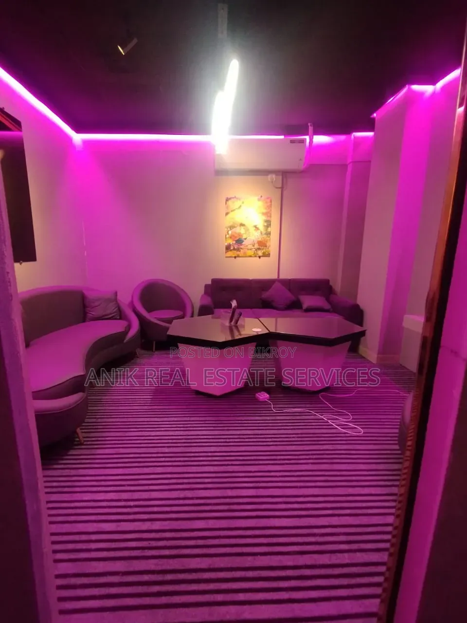 অনীক রিয়েল এস্টেট, গুলশানে ফার্নিশড ৪ বেডরুমের অ্যাপার্টমেন্ট ভাড়ার জন্য