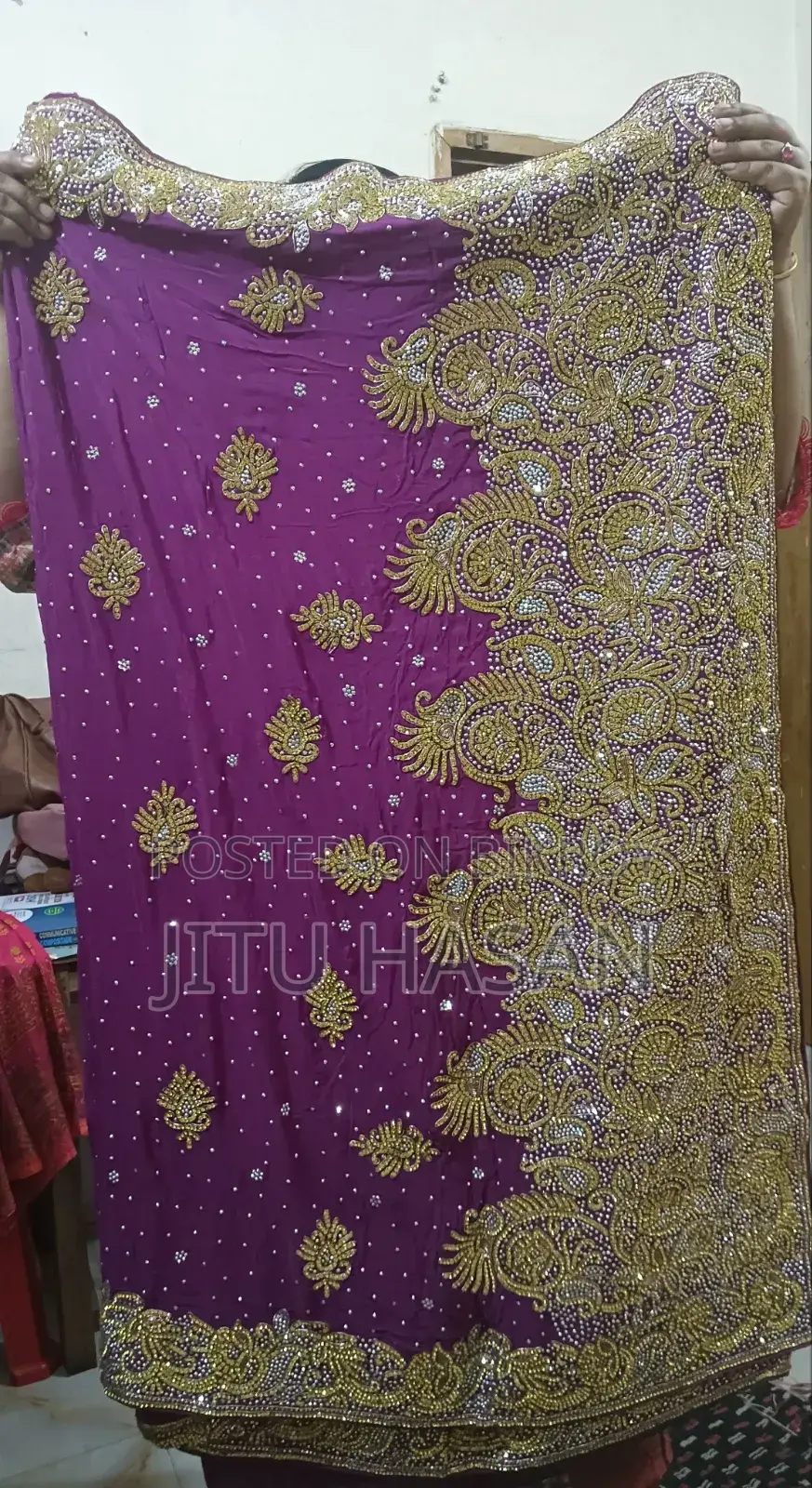 বিয়ের শাড়ি একবার ইউজড