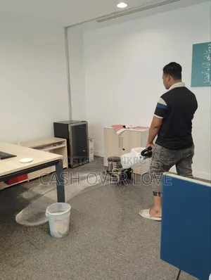 Experienced Cleaning Supervisor (2 years of experience in Saudi Arabia).