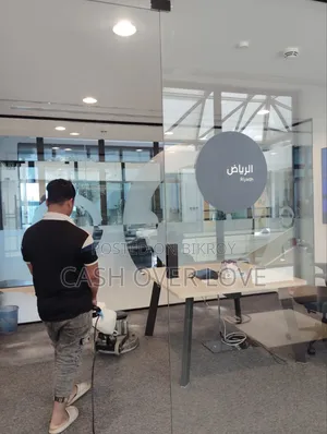 Experienced Cleaning Supervisor (2 years of experience in Saudi Arabia).