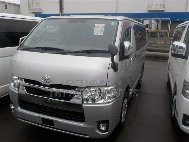 Toyota HiAce 2020 Silver