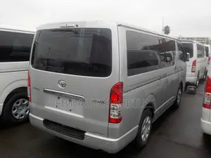 Toyota HiAce 2020 Silver