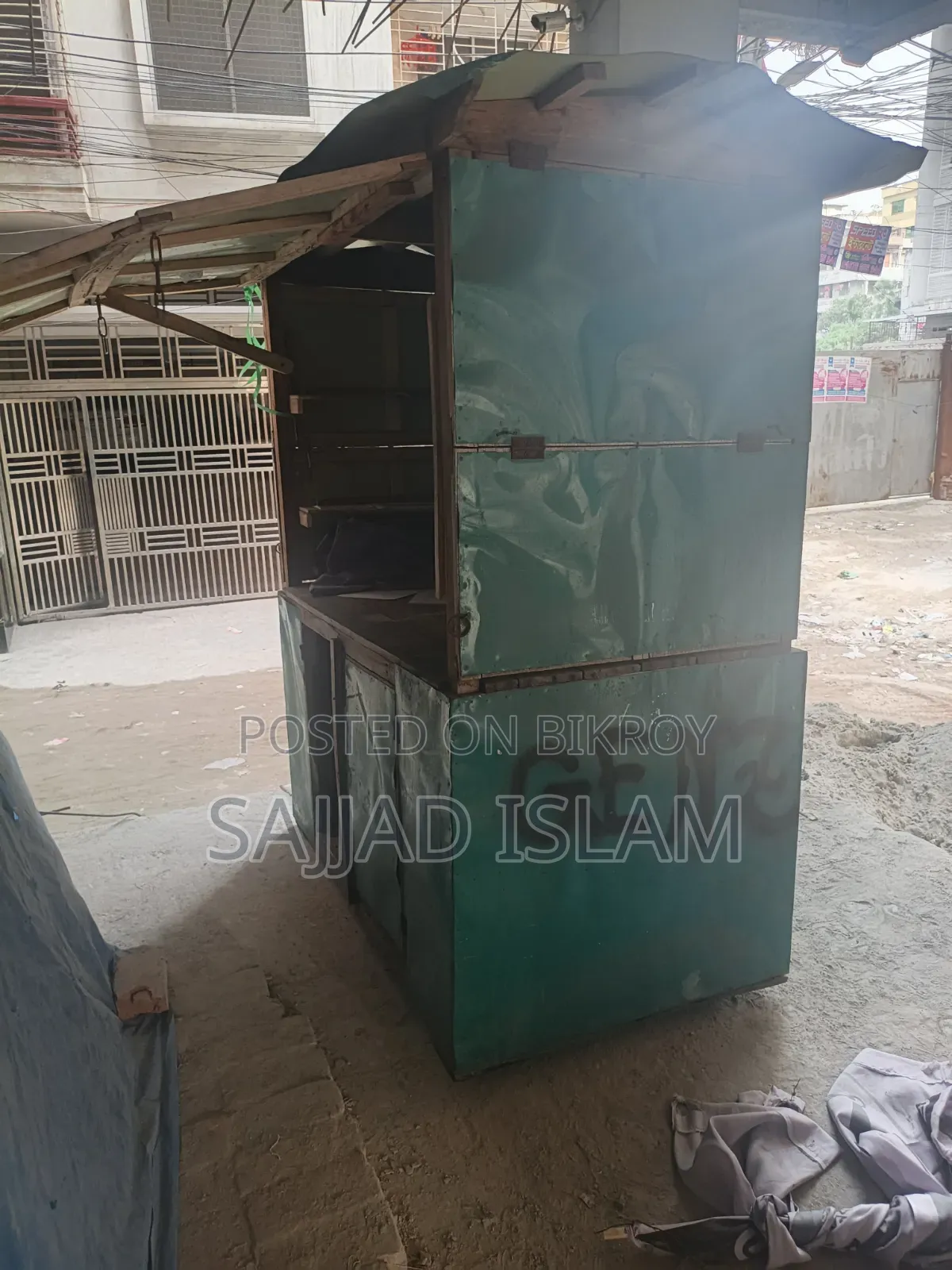 Mobile Shop Counter, Built 3 Months Ago