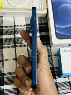 Apple iPhone 12 64 GB Blue