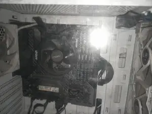Desktop Computer 32GB AMD Ryzen 5 SSD 512GB