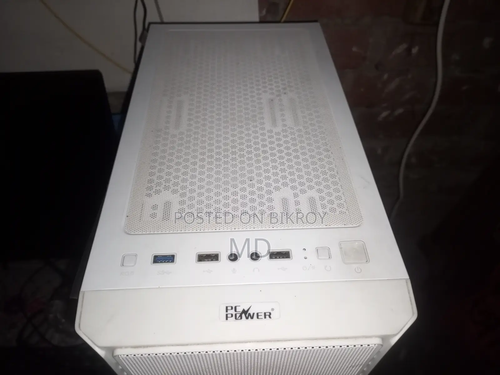 Desktop Computer 32GB AMD Ryzen 5 SSD 512GB
