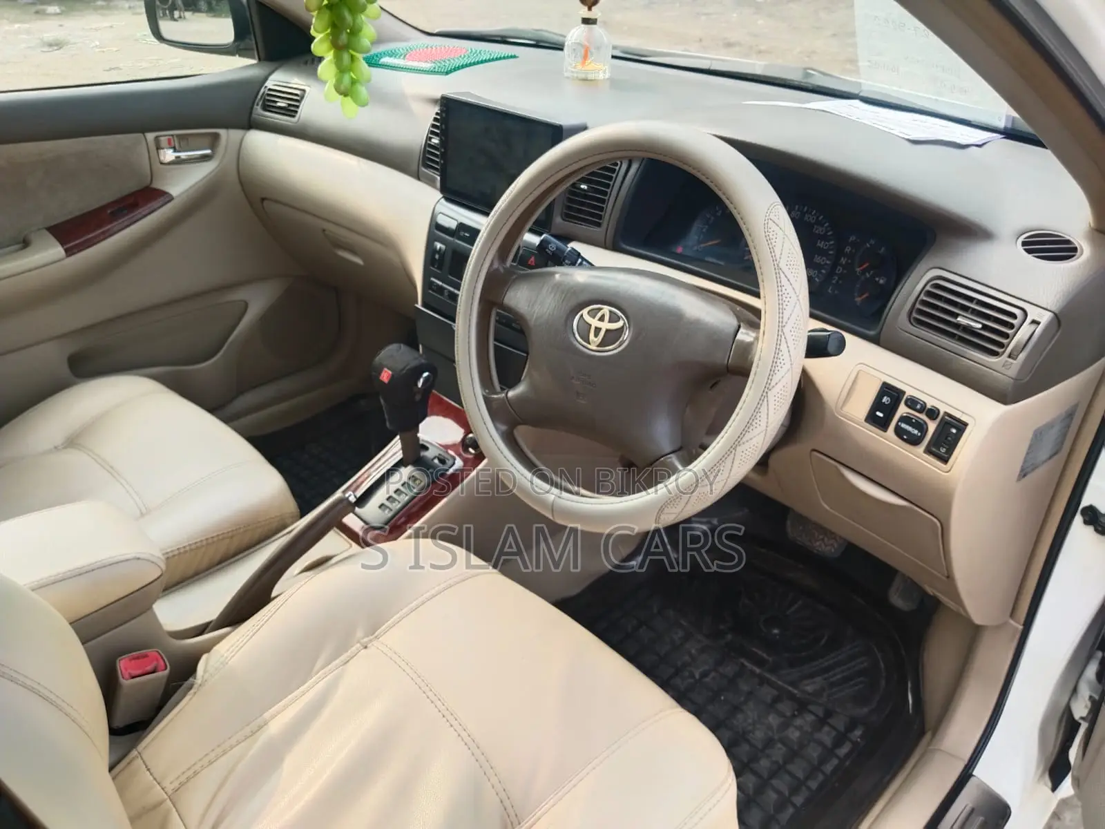Toyota Corolla 2003 White