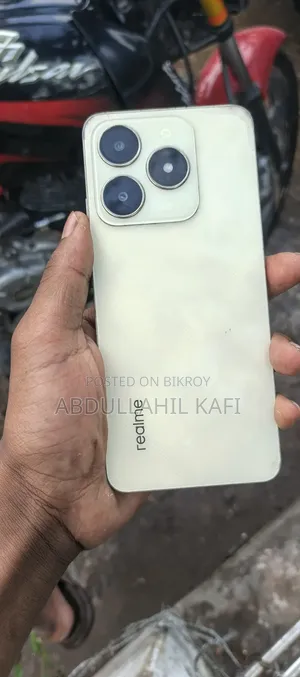Realme C61 ১২৮ জিবি গোল্ড