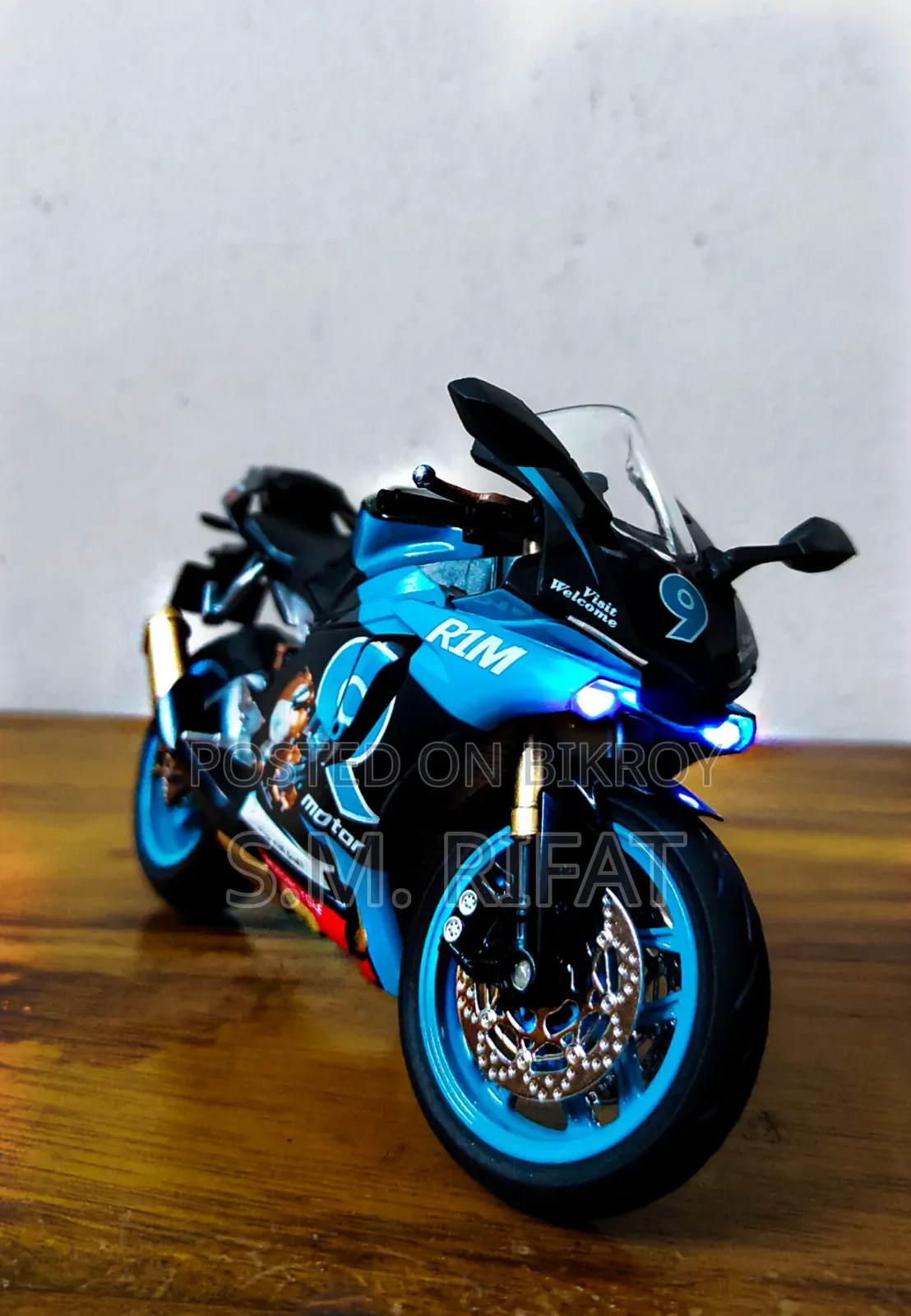 Yamaha R1m (Toy Diecast Model)