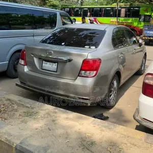 Toyota Axio 2014 Pearl