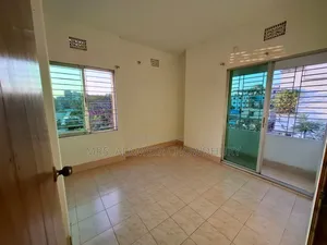 3bdrm Apartment in Uttara for Rent