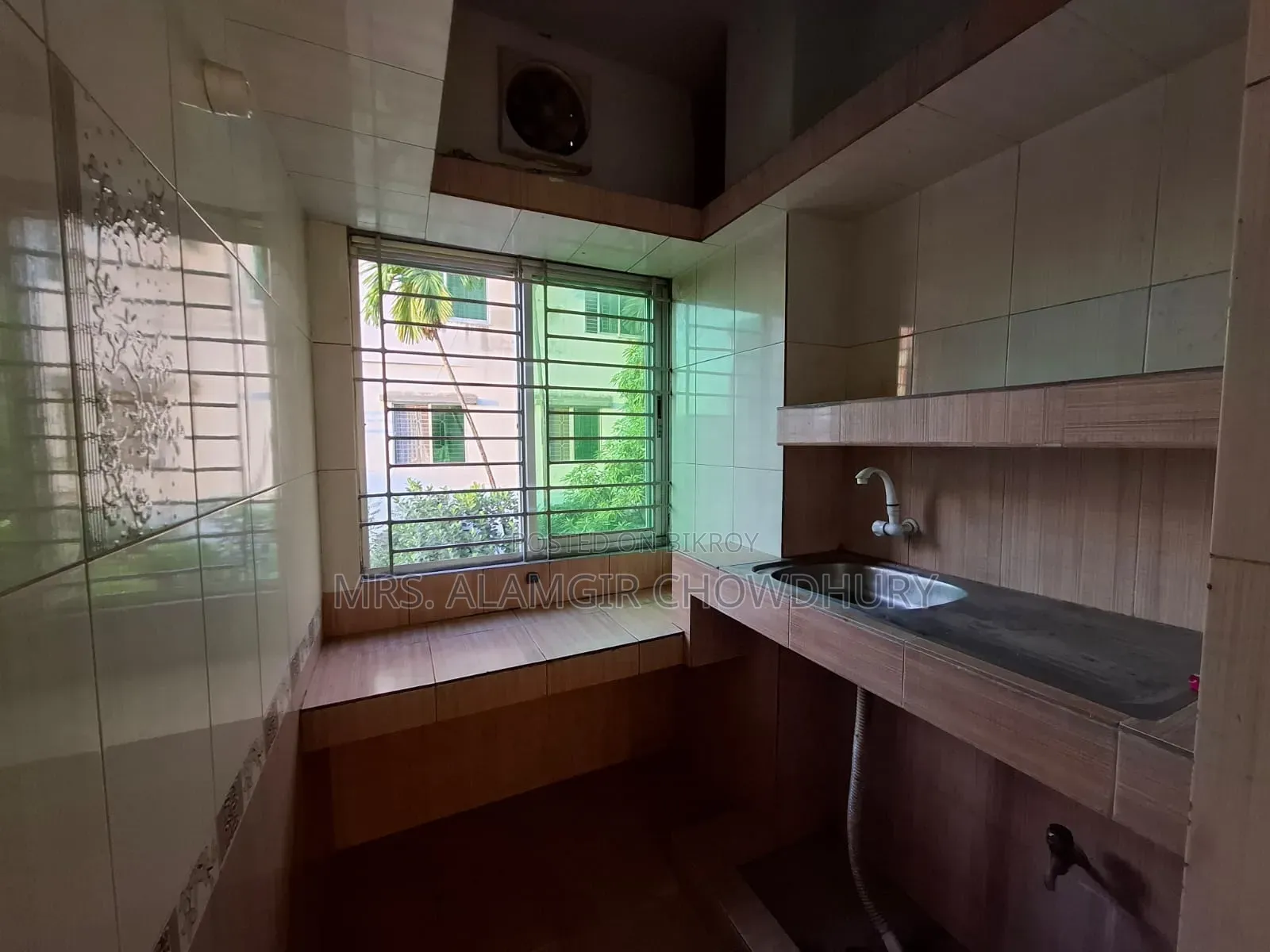 3bdrm Apartment in Uttara for Rent