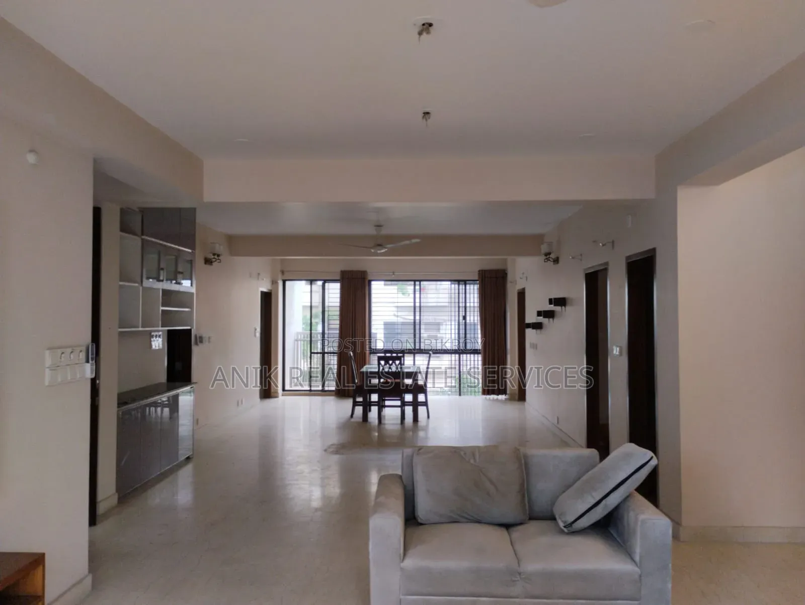 4-bedroom Apartment in Anik Real Estate, Gulshan for Rent