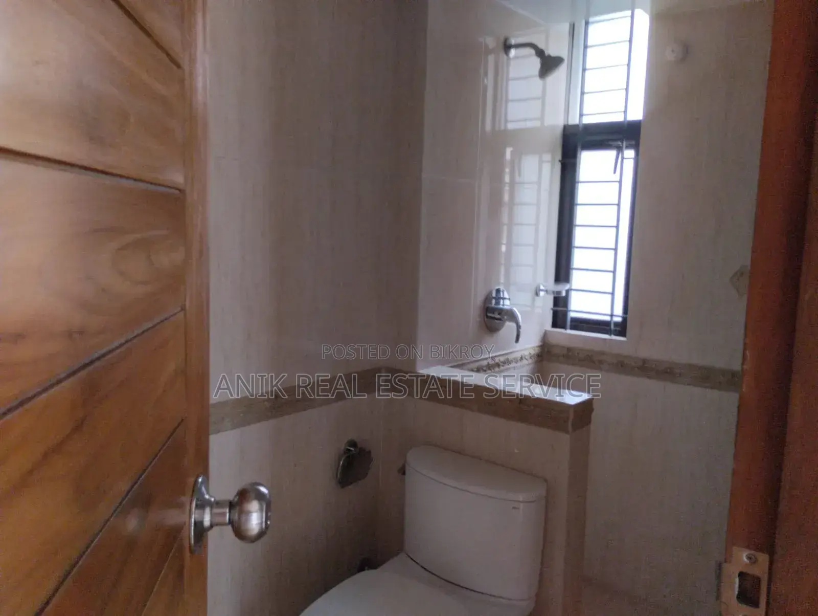 4-bedroom Apartment in Anik Real Estate, Gulshan for Rent