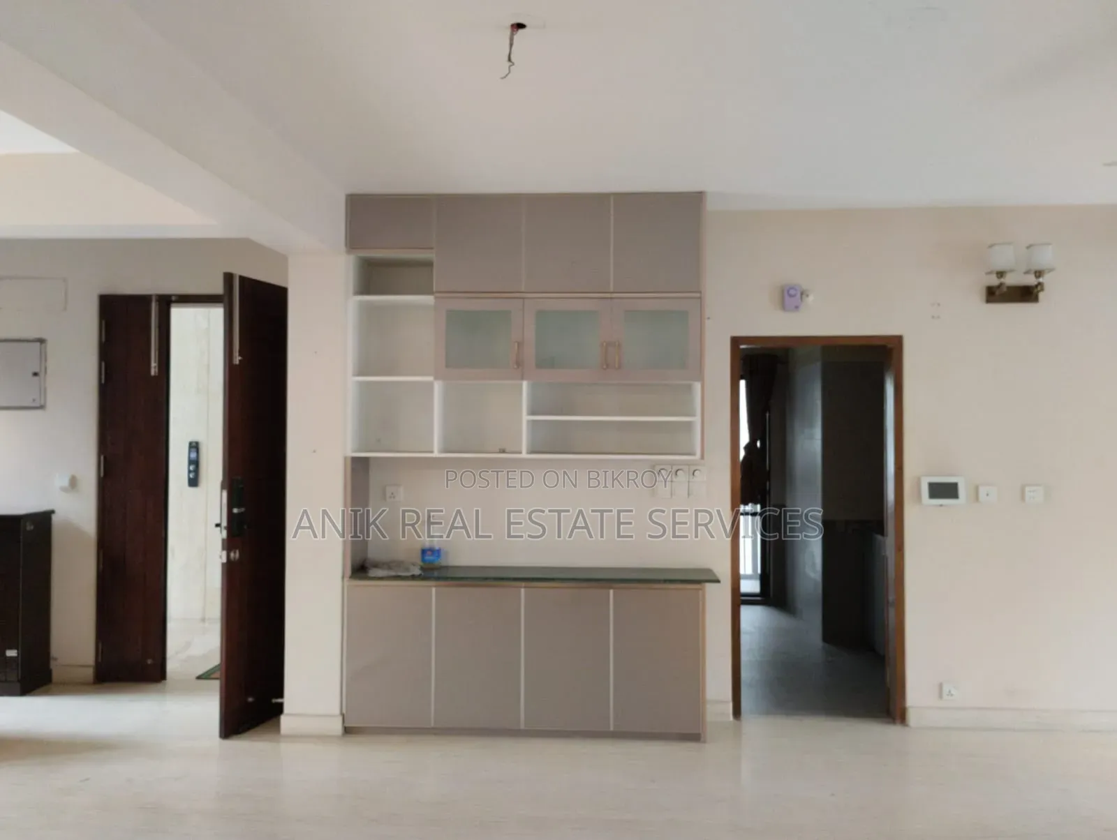 4-bedroom Apartment in Anik Real Estate, Gulshan for Rent