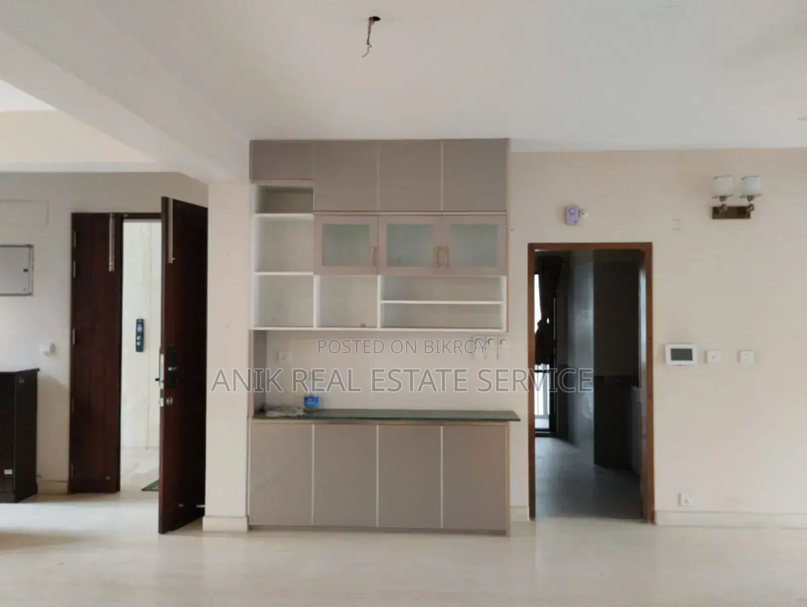 4-bedroom Apartment in Anik Real Estate, Gulshan for Rent