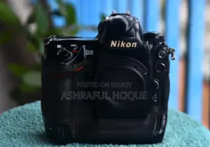 Nikon D3 Flagship Camera