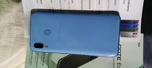 Samsung Galaxy A30 64 GB Black