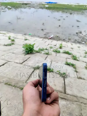 Apple iPhone 12 64 GB Blue