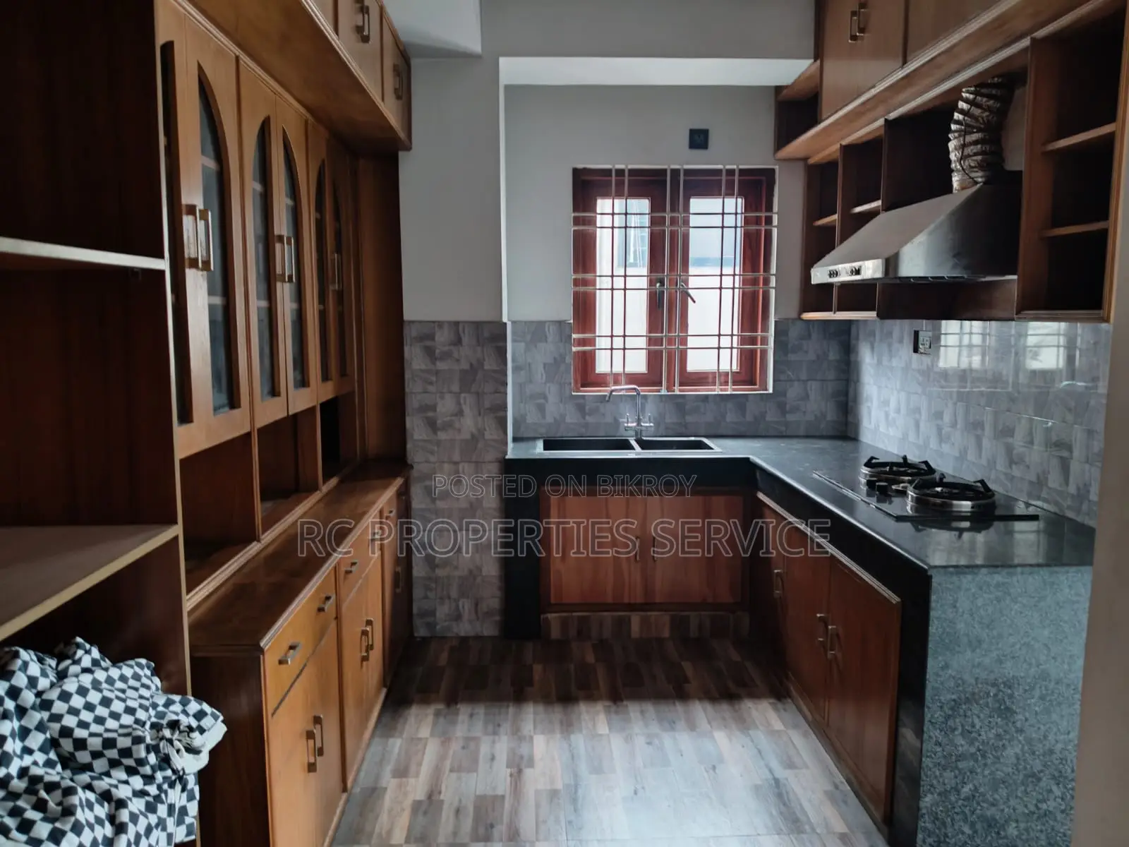 Furnished 12bdrm House in Dhaka, Khilkhet for Rent