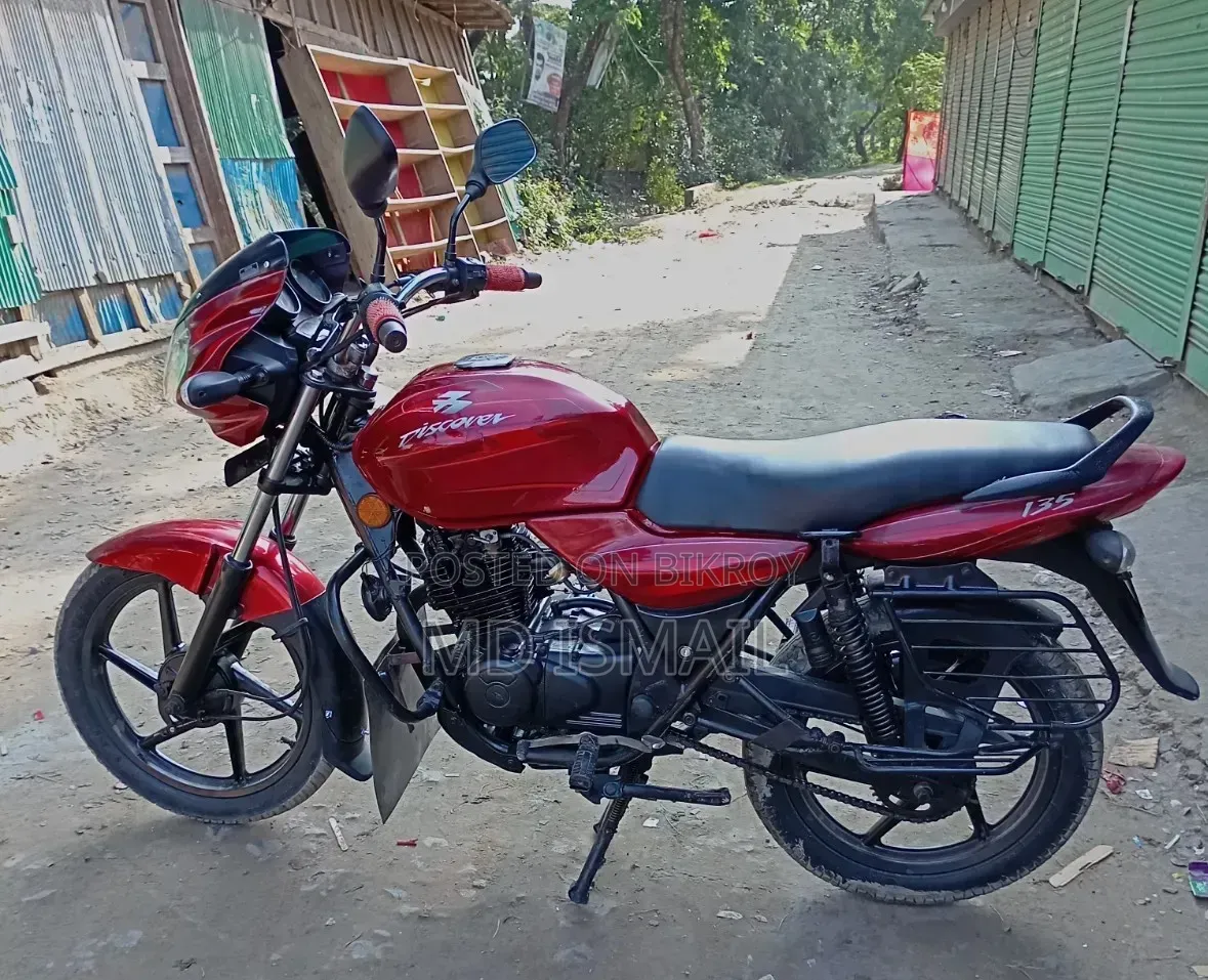 Bajaj Discover 135 2016 Red