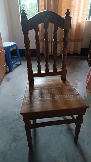 4 Chairs and 1 Table